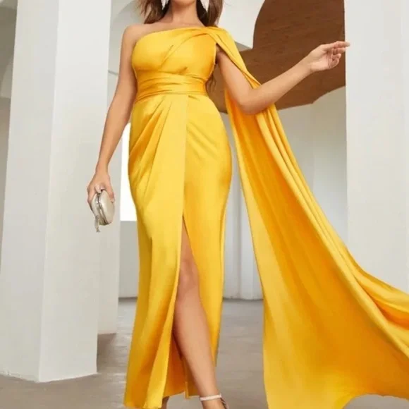 Luxe One shoulder Party  Formal Evening  Prom Satin Wedding Dress - Picture 8 of 15